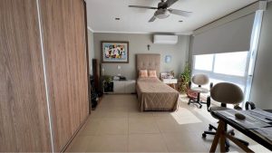 Semi piso PREMIUM en edificio Alarif