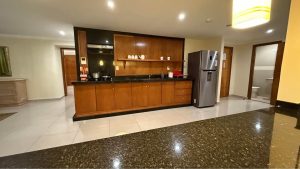 VENTA HOTEL 4 ESTRELLAS CENTRO CIUDAD DEL ESTE PY