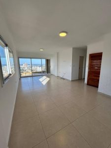 Alquiler 3 dormitorios / Piscina gym / Posadas centro