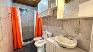 Casa tipo 5ta atrás de la Juliana Posadas