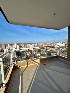 Alquiler 3 dormitorios / Piscina gym / Posadas centro