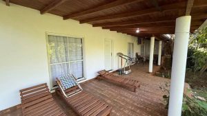 Casa tipo 5ta atrás de la Juliana Posadas