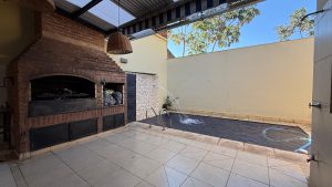 Venta casa 4 dormitorios con piscina en Posadas